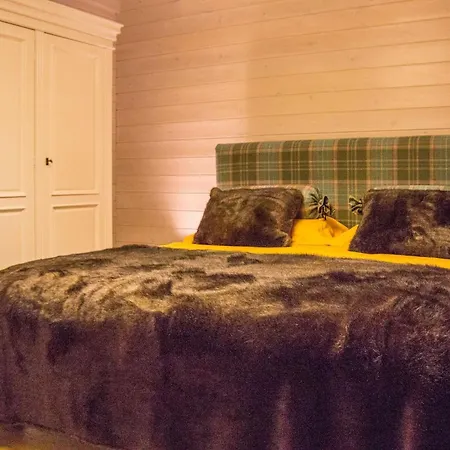 Fuer 9 Personenund 1 Kind In Durbuy, Wallonie Provinz Luxeburg Holiday home